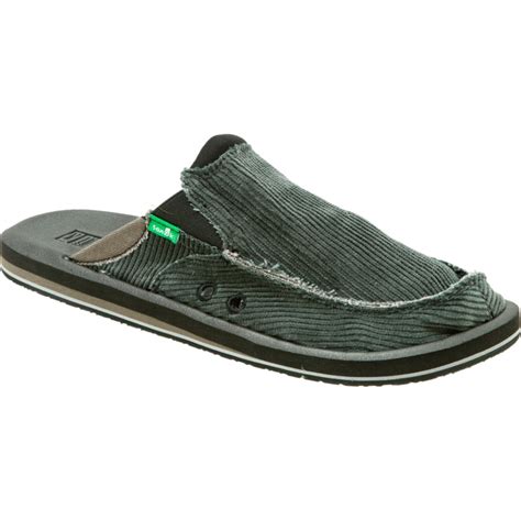 what men's shoes are similar to sanuks
